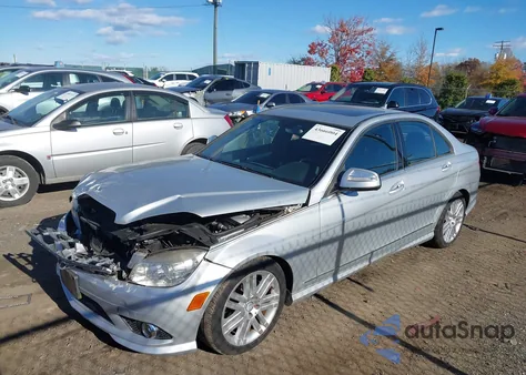 2009 Mercedes-Benz C 300 Luxury 4Matic/Sport 4Matic из США, поврежденный, VIN WDDGF81X49R068498